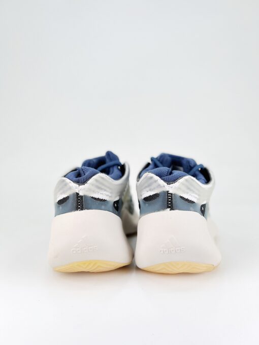 Yeezy 700 V3 - Imagem 4