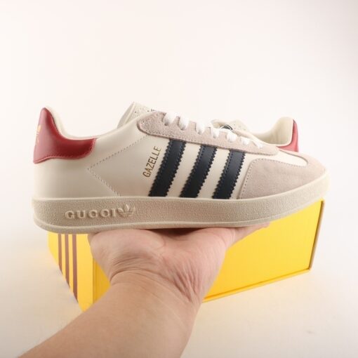 Gazelle Adidas x Gucci - Imagem 9