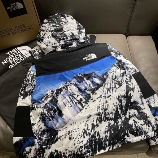 1966 Retro Nuptse - Supreme Edition - Imagem 2