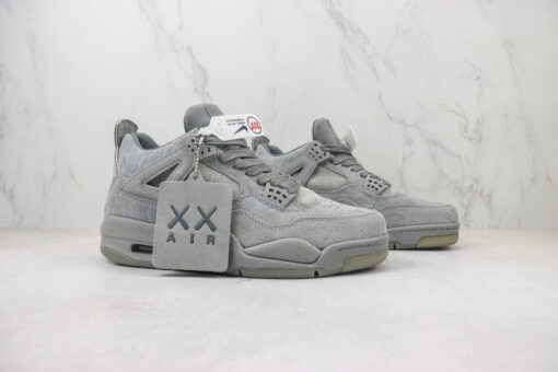 KAWS 4 Retro "Cool Grey" - Imagem 5