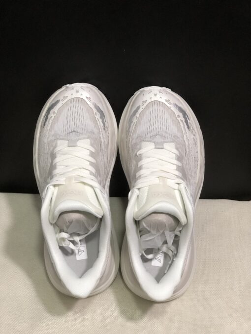 Hoka Stinson 7 - Imagem 4