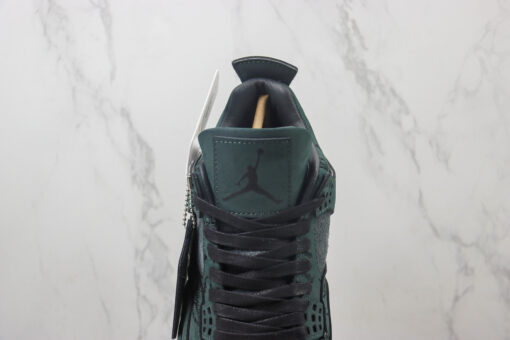 KAWS  Cool Green - Imagem 2