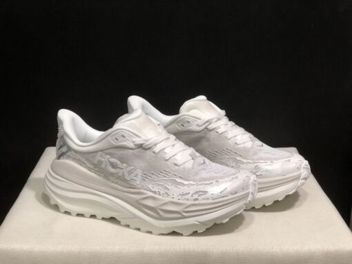 Hoka Stinson 7
