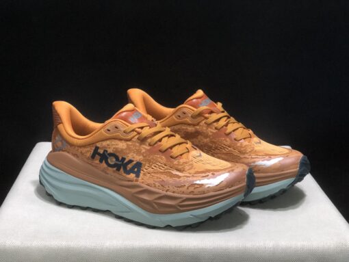 Hoka Stinson 7
