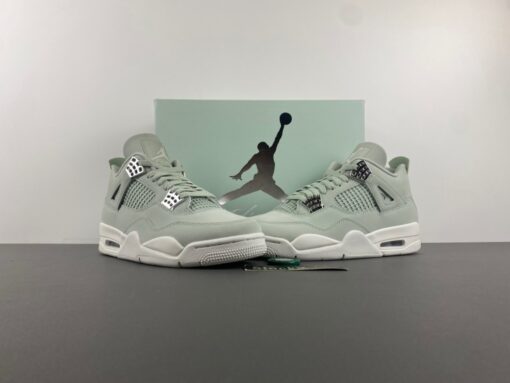 Seafoam Sail