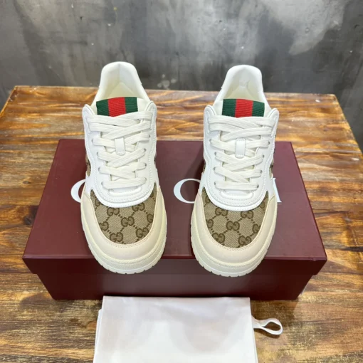 Gucci GG Sneaker - Imagem 2