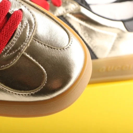 Gazelle Adidas x Gucci - Imagem 9