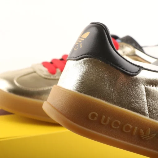 Gazelle Adidas x Gucci - Imagem 7