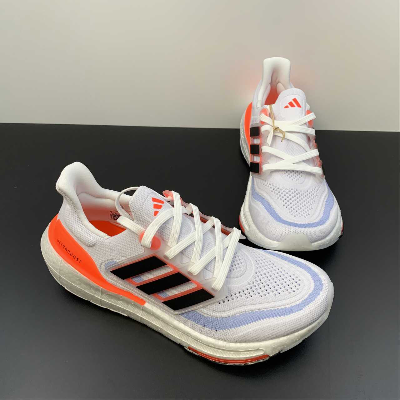 Ultraboost Light 23