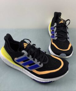 Ultraboost Light 23