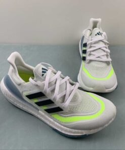 Ultraboost Light 23
