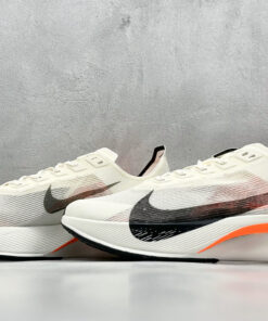 Vaporfly Next 4