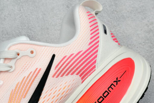 Nike Vomero 18-Imagem 2