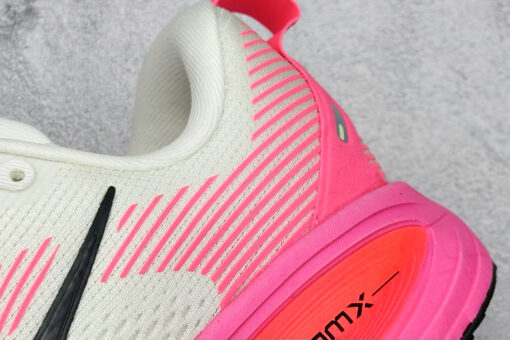 Nike Vomero 18-Imagem 2