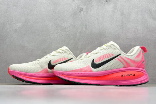 Nike Vomero 18