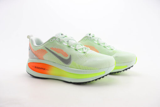 Nike Vomero 18
