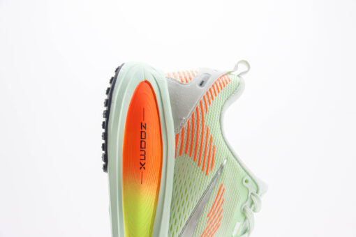 Nike Vomero 18-Imagem 4