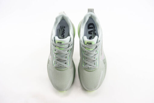 Nike Vomero 18-Imagem 2