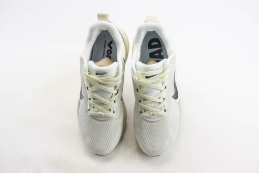 Nike Vomero 18-Imagem 2