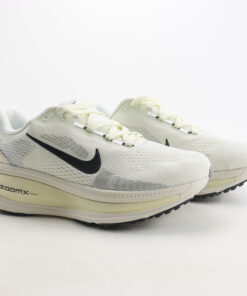 Nike Vomero 18