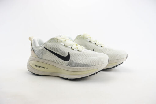 Nike Vomero 18