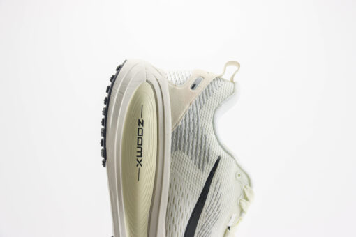 Nike Vomero 18-Imagem 4
