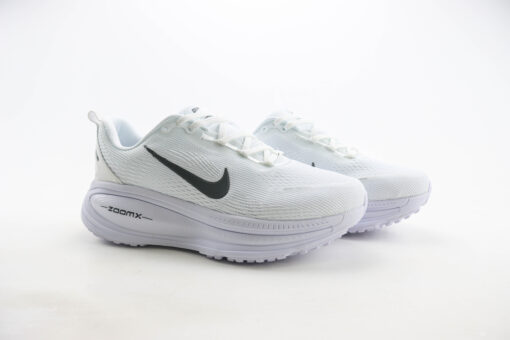 Nike Vomero 18