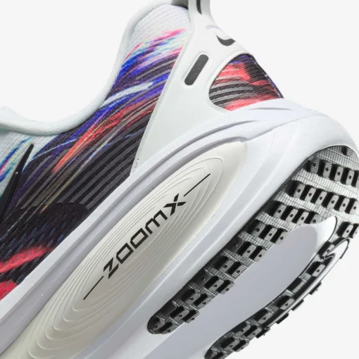 Nike Vomero 18 SE-Imagem 8