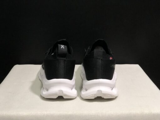 Cloudtilt LOEWE-Imagem 2