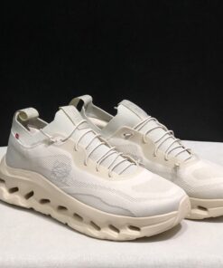 Cloudtilt LOEWE