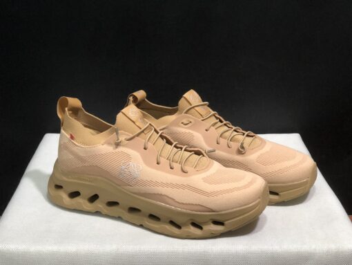 Cloudtilt LOEWE