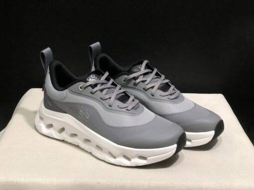 Cloudtilt LOEWE 2