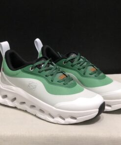 Cloudtilt LOEWE 2