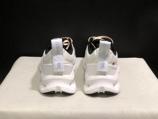 Cloudtilt LOEWE 2 - Imagem 2