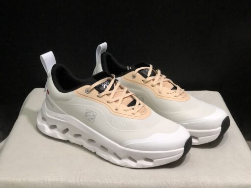 Cloudtilt LOEWE 2