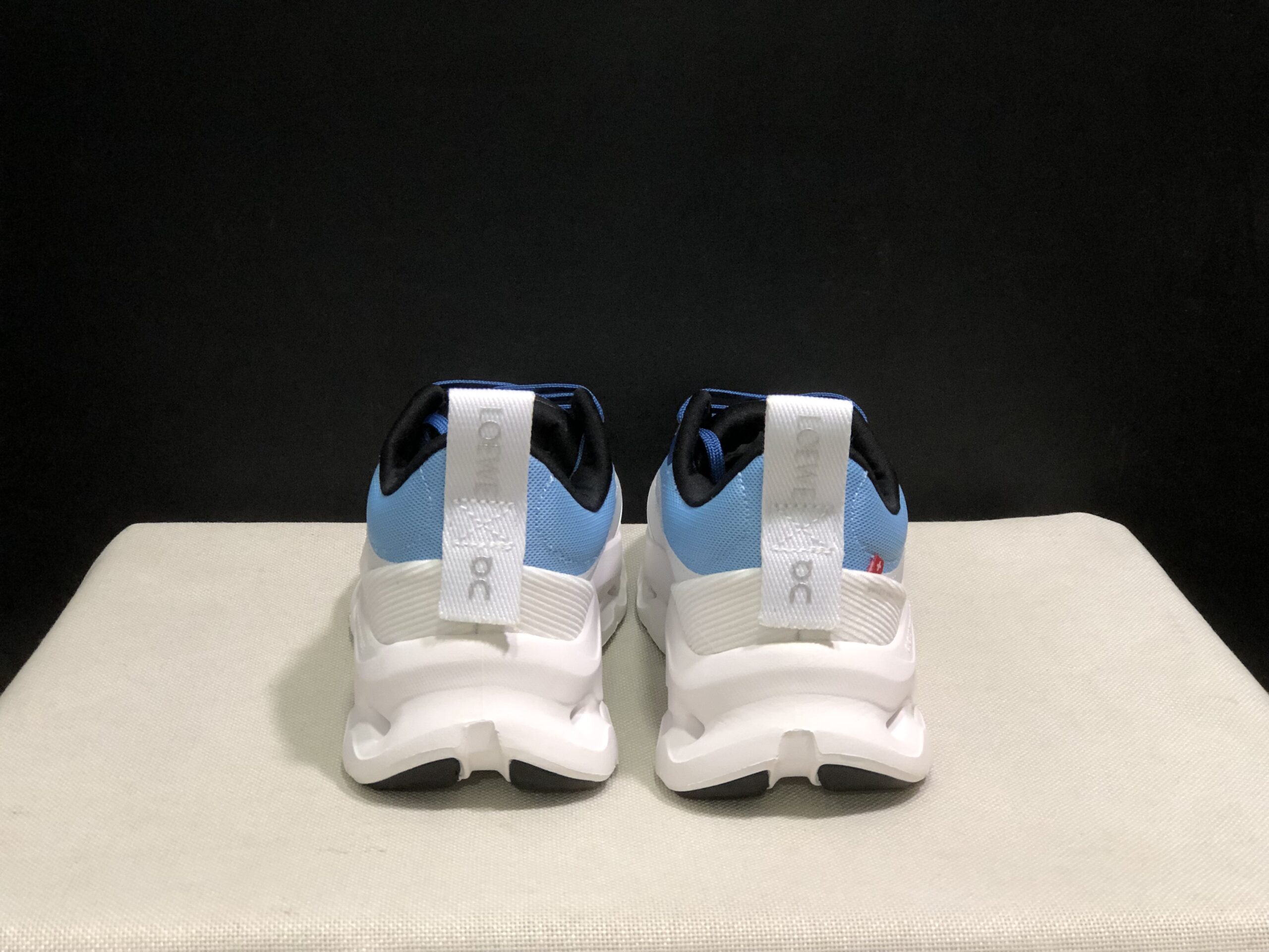 Cloudtilt LOEWE 2 - Imagem 6