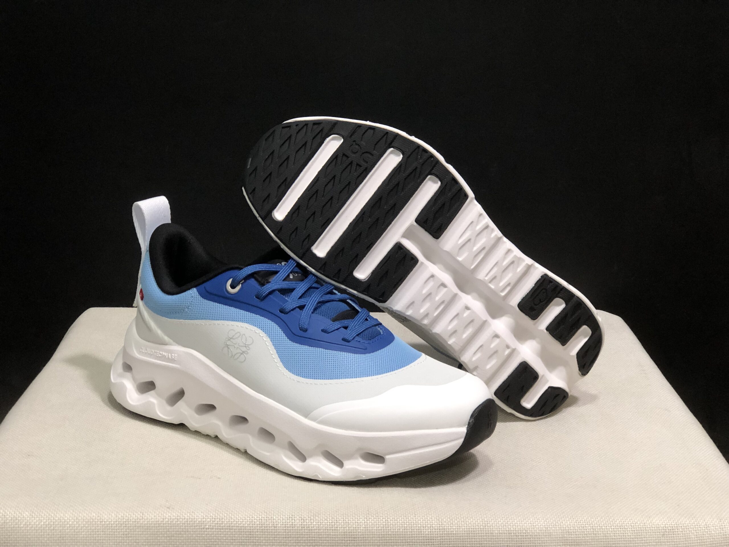 Cloudtilt LOEWE 2 - Imagem 4