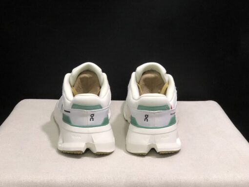 Cloudrunner 2 - Imagem 3