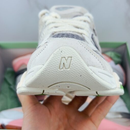 New Balance 9060 - Bricks & Wood - Imagem 5