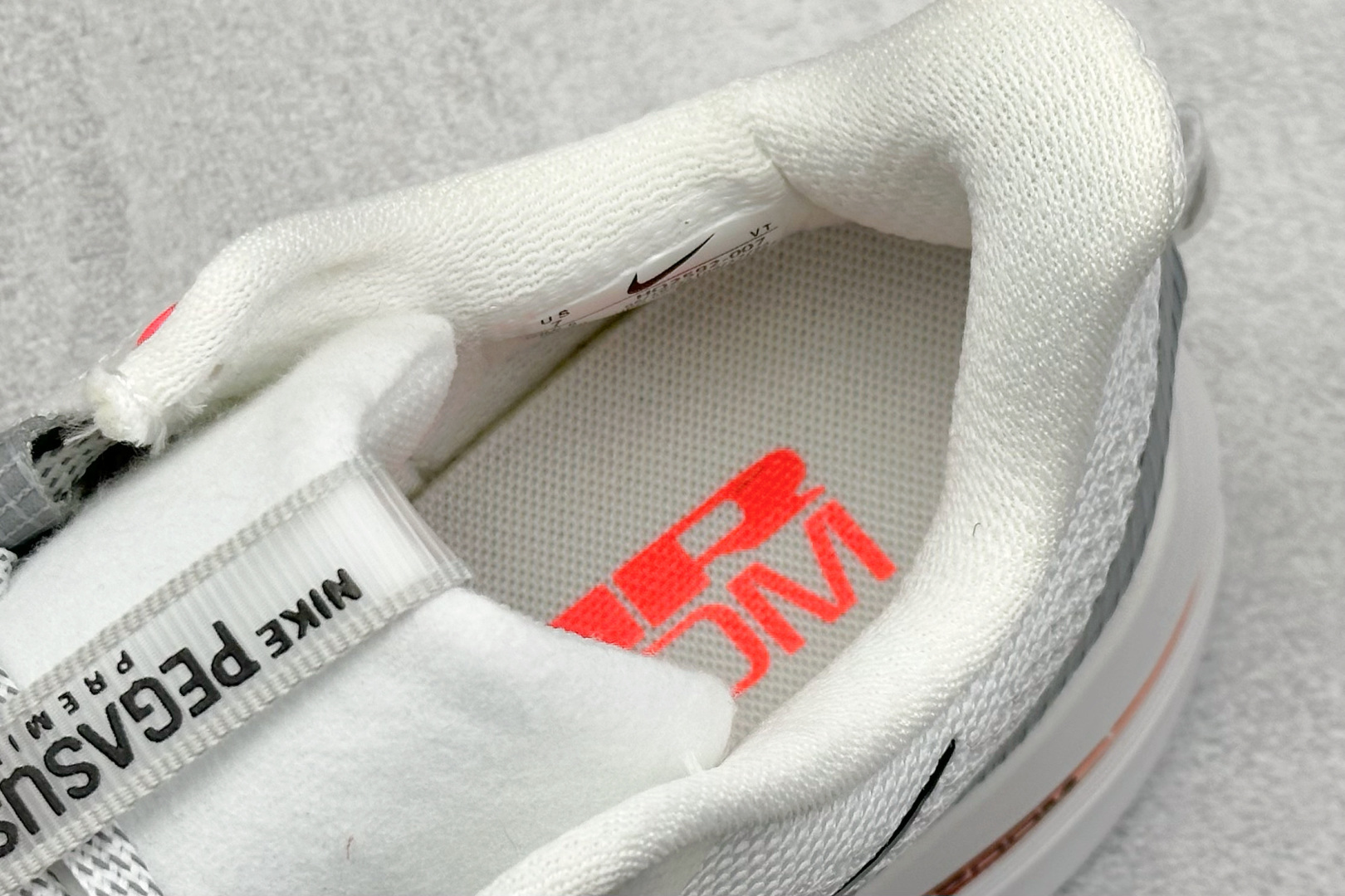 Nike Pegasus Premium - Imagem 3