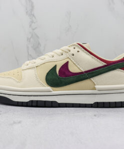 Nike Dunk Low - Otomo Katsuhiro