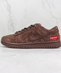Nike Dunk Low - Supreme